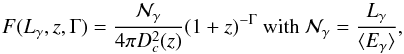 Mathematical equation: \begin{equation} F(L_\gamma,z,\Gamma)=\frac{\mathcal{N}_\gamma}{4\pi D_c^2(z) } (1+z)^{-\Gamma} \mbox{ with } \mathcal{N}_\gamma=\frac{L_\gamma}{\langle E_\gamma\rangle} , \end{equation}