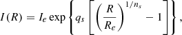 Mathematical equation: $$ \begin{aligned} I(R) = I_e \exp \left\{ q_s \left[ \left( \frac{R}{R_e} \right)^{1/n_s} - 1 \right] \right\} , \end{aligned} $$